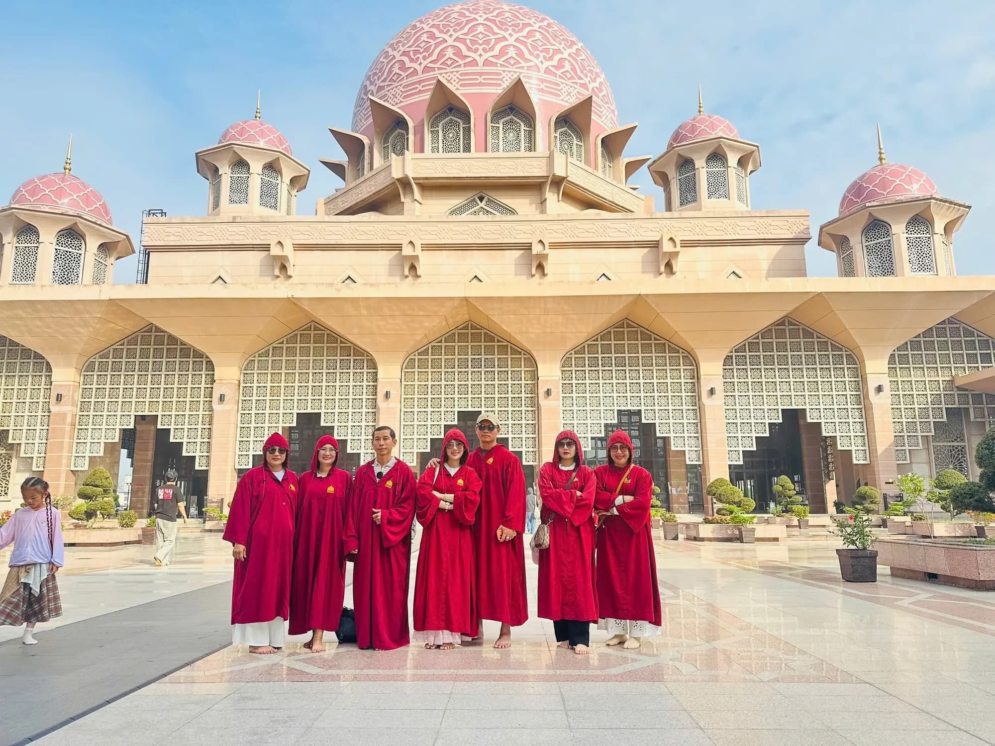 ĐOÀN DU LỊCH LỄ 30.04.2026 |  TP.HCM – SINGAPORE - MALAYSIA | 5N4Đ 1