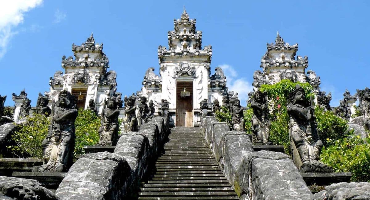Cổng thiên đường - Đền Lempuyang