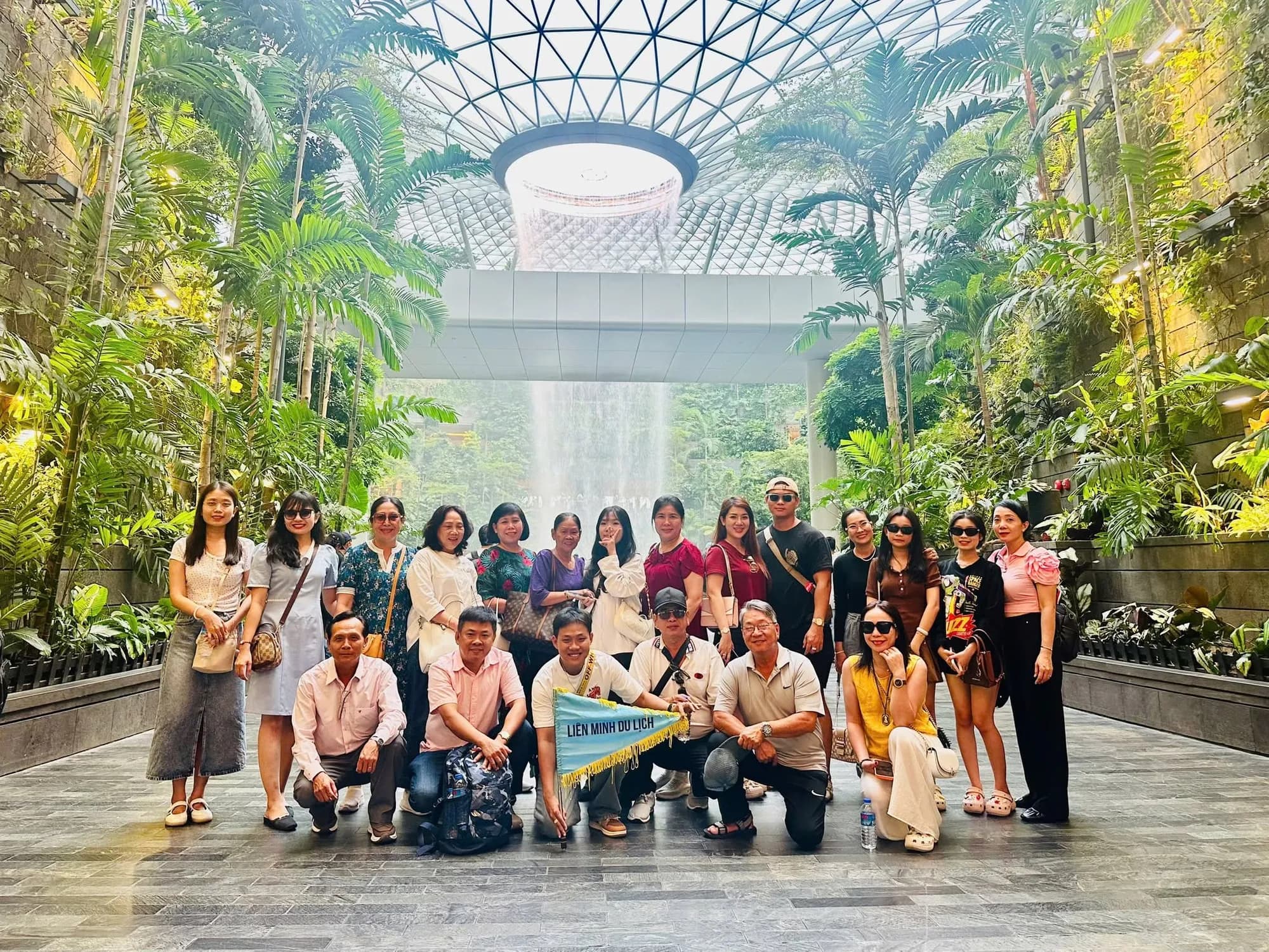 ĐOÀN DU LỊCH LỄ 30.04.2026 |  TP.HCM – SINGAPORE - MALAYSIA | 5N4Đ 4